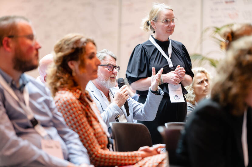 Bijeenkomst RTTI NTM, in gesprek tijdens de bijeenkomst Aan de slag met Verkeersinformatie
